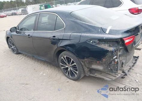 2018 Toyota Camry Le из США, поврежденный, VIN 4T1B11HK4JU533184